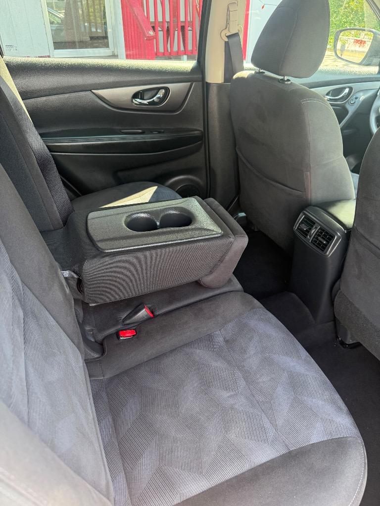 2015 Nissan Rogue - $13,995