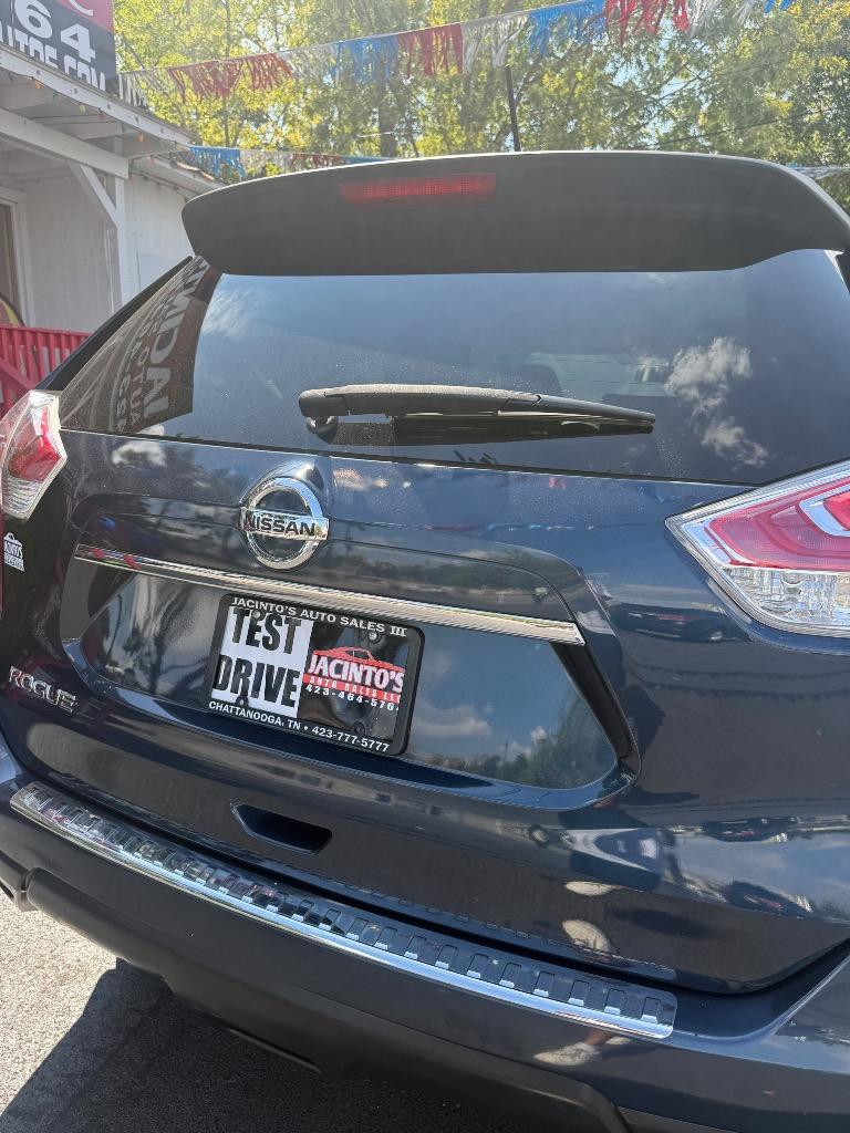 2015 Nissan Rogue - $13,995