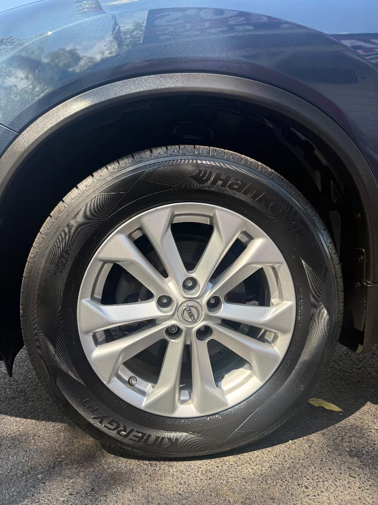 2015 Nissan Rogue - $13,995