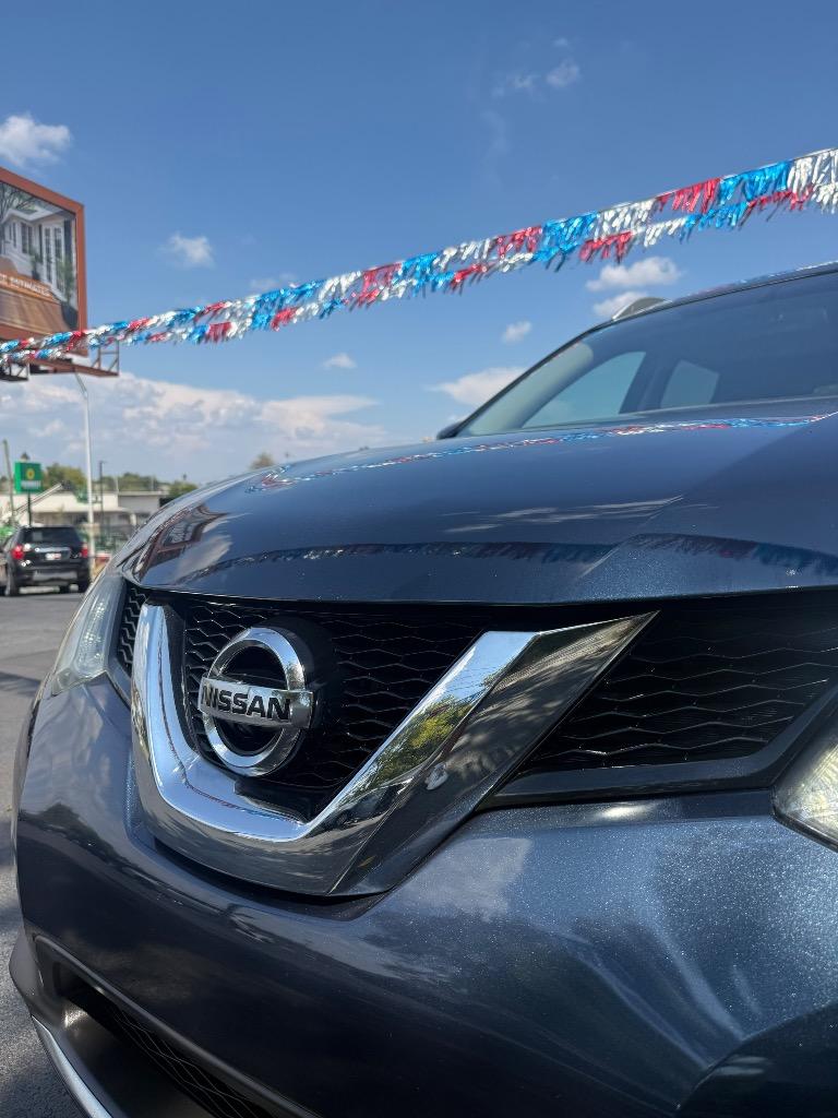 2015 Nissan Rogue - $13,995