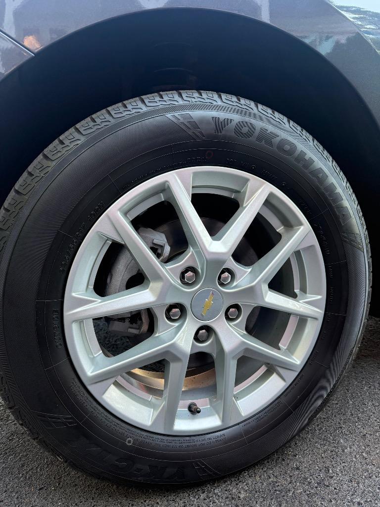 2023 Chevrolet Equinox - $15,995