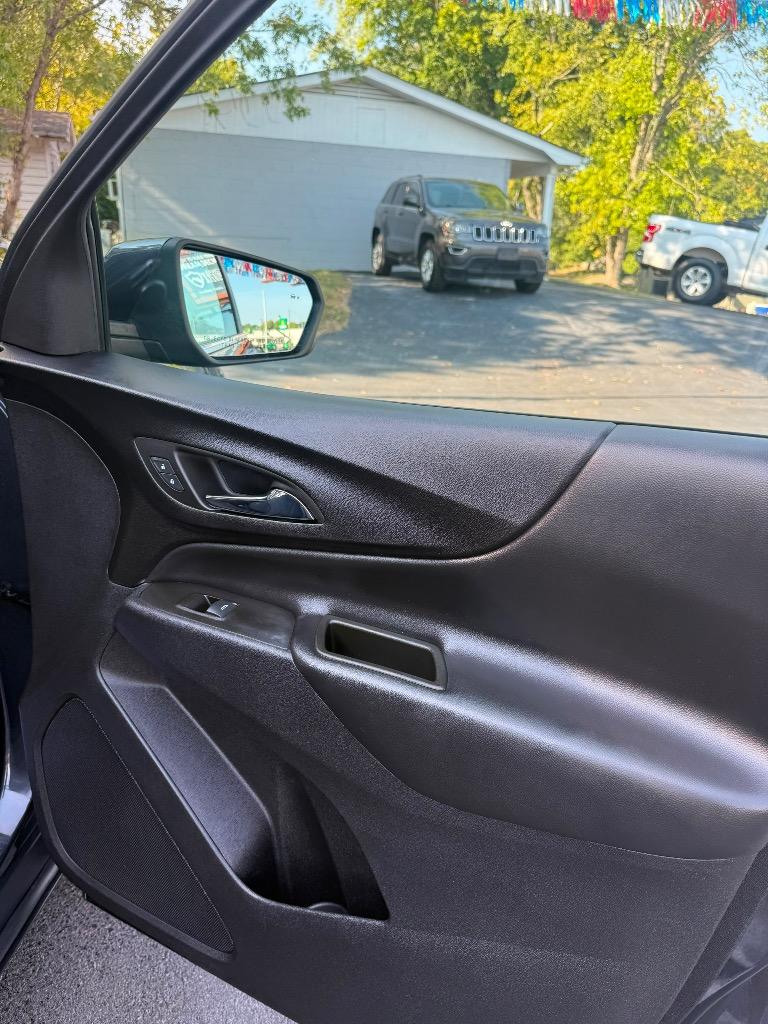 2023 Chevrolet Equinox - $15,995