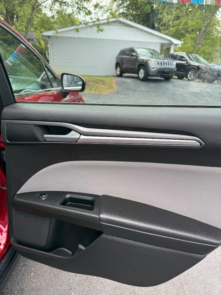 2016 Ford Fusion - $8,995