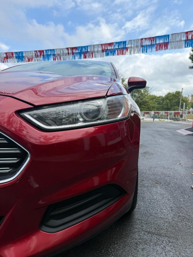 2016 Ford Fusion - $8,995