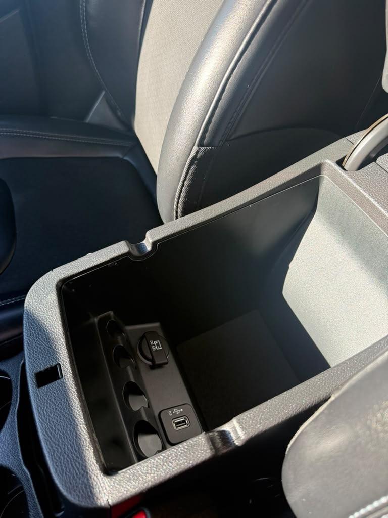 2019 Jeep Cherokee - $15,995