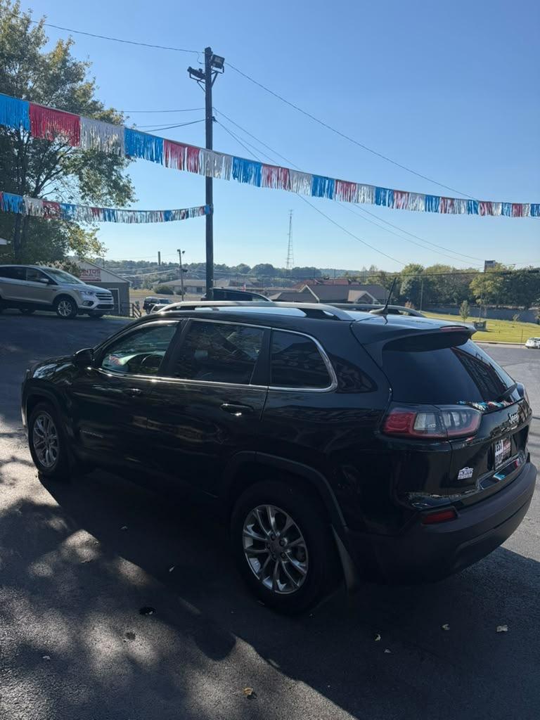 2019 Jeep Cherokee - $15,995