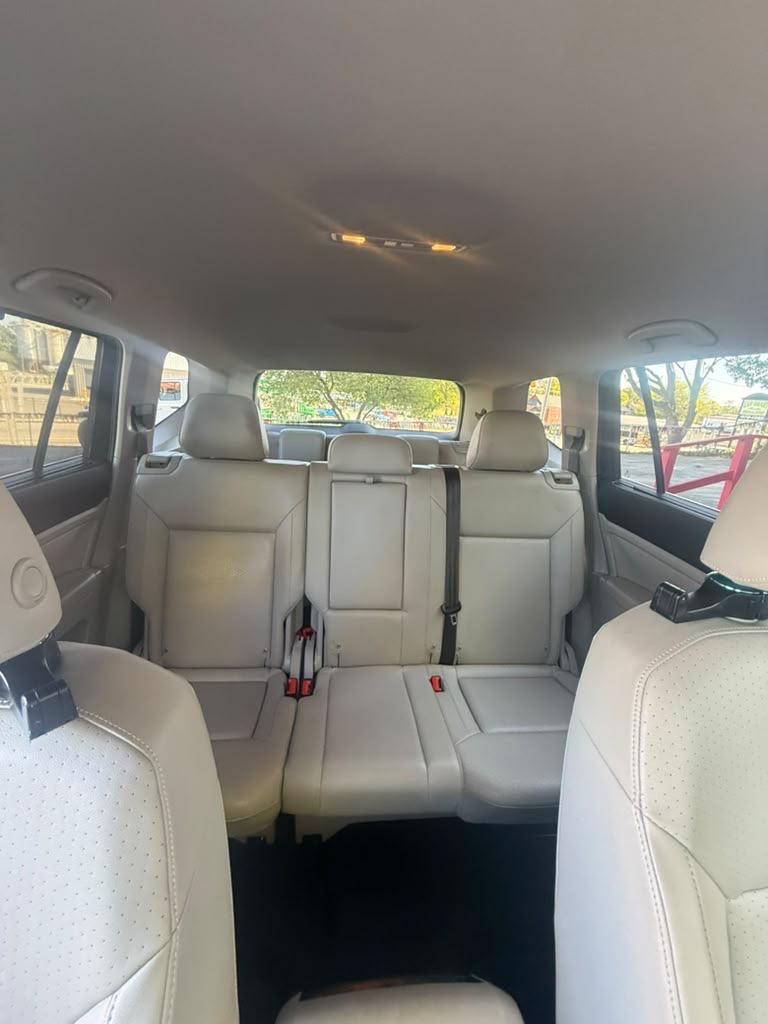 2018 Volkswagen Atlas - $15,995