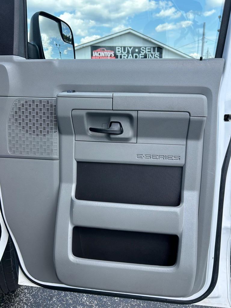 2014 Ford E-150 E-150 photo