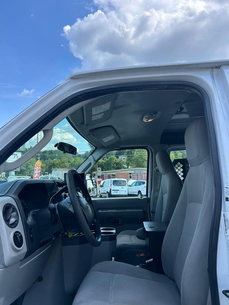 2014 Ford E-150 E-150 photo