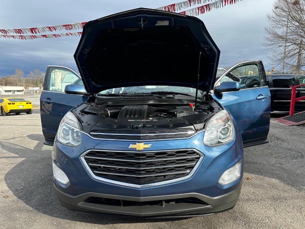 2016 Chevrolet Equinox LT photo