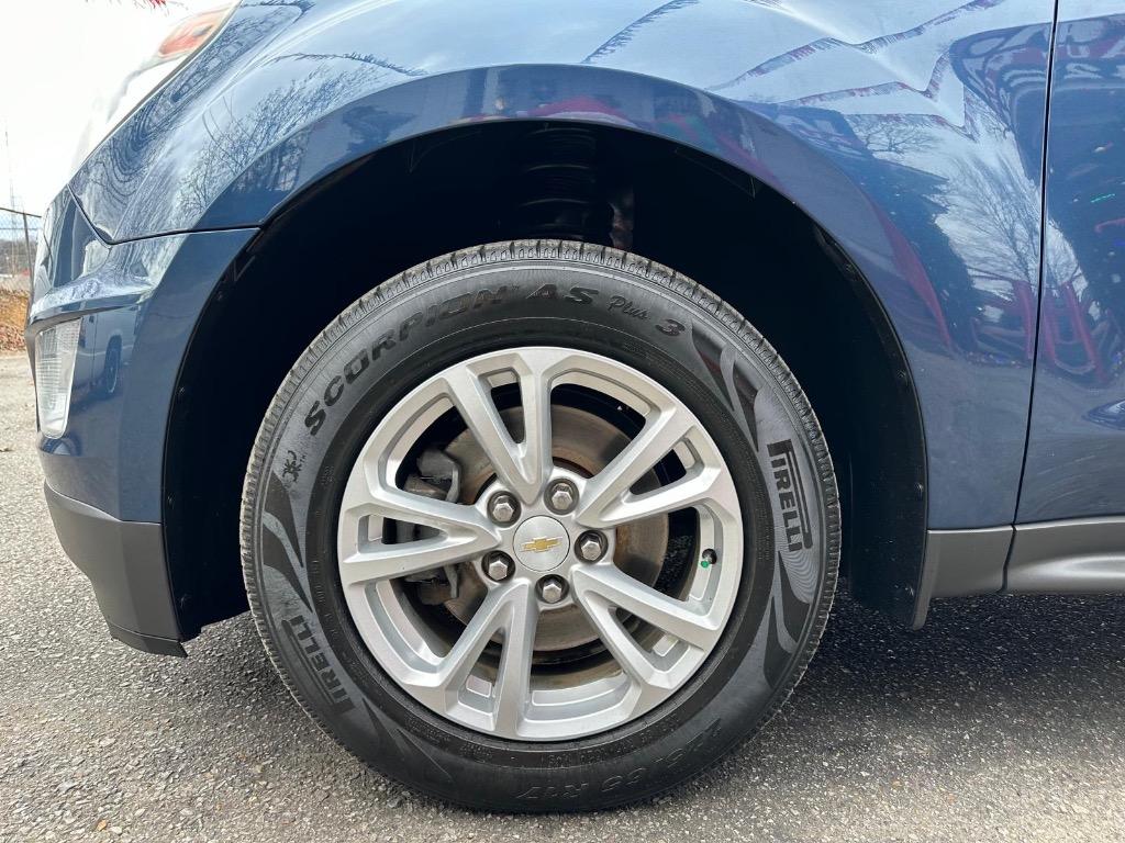 2016 Chevrolet Equinox LT photo