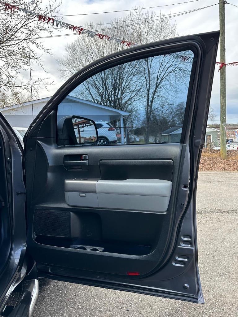 2012 Toyota Tundra Grade photo