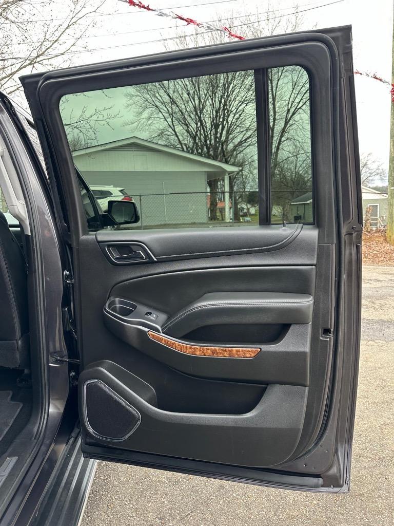 2017 Chevrolet Suburban 1500 Premier photo