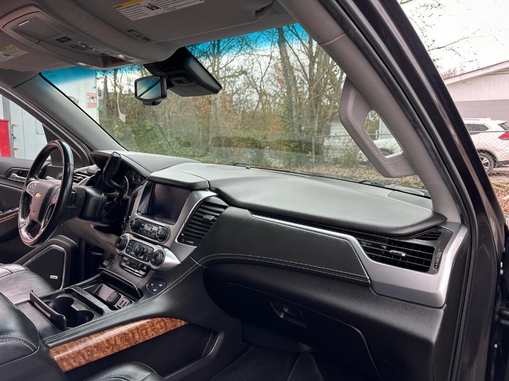 2017 Chevrolet Suburban 1500 Premier photo