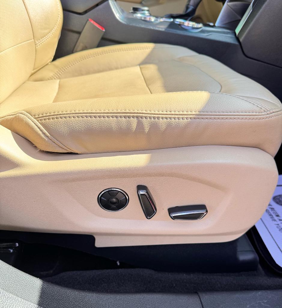 2016 Ford Explorer Limited photo