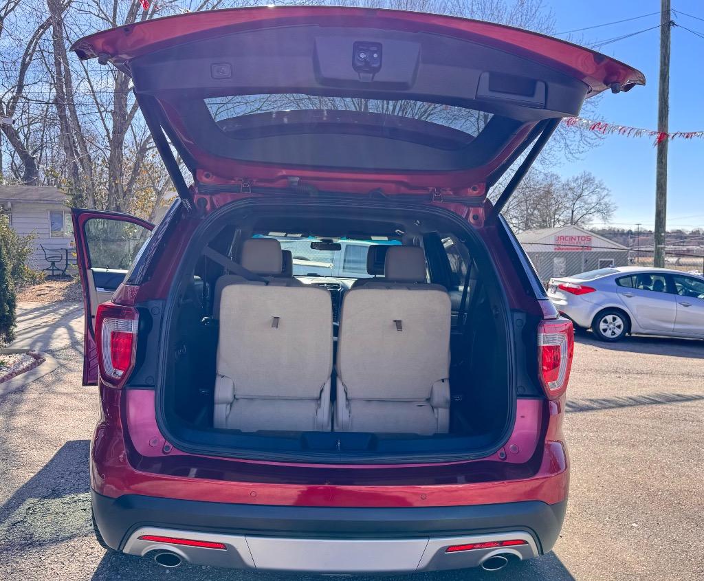 2016 Ford Explorer Limited photo