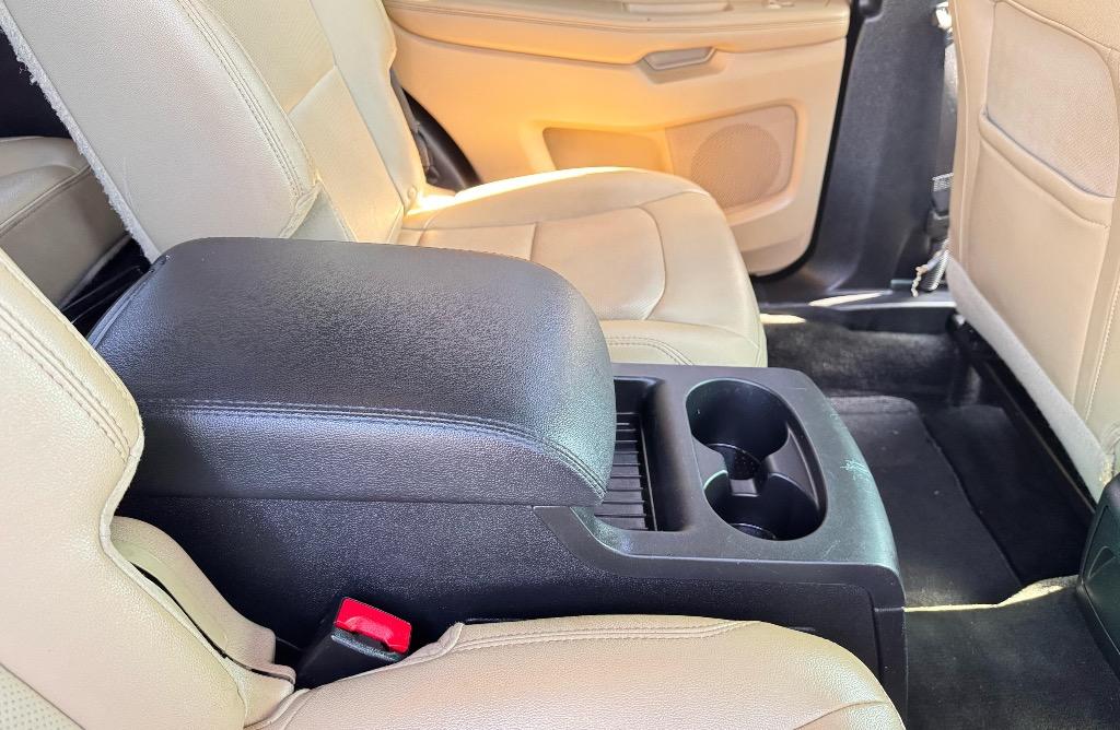 2016 Ford Explorer Limited photo