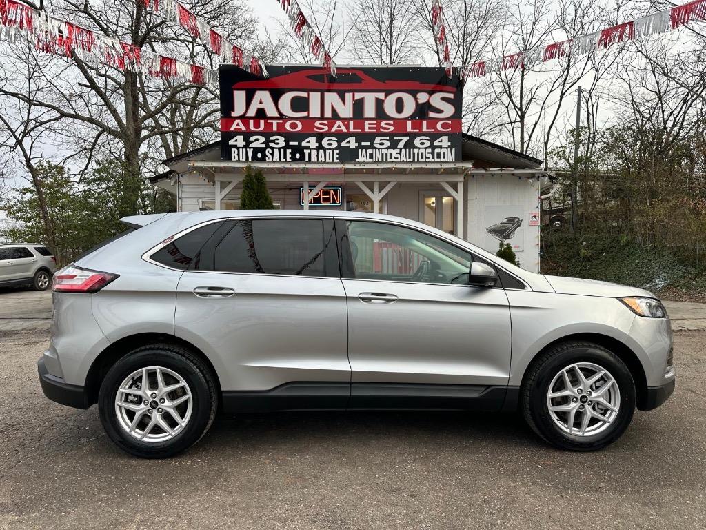 2023 Ford Edge SEL photo