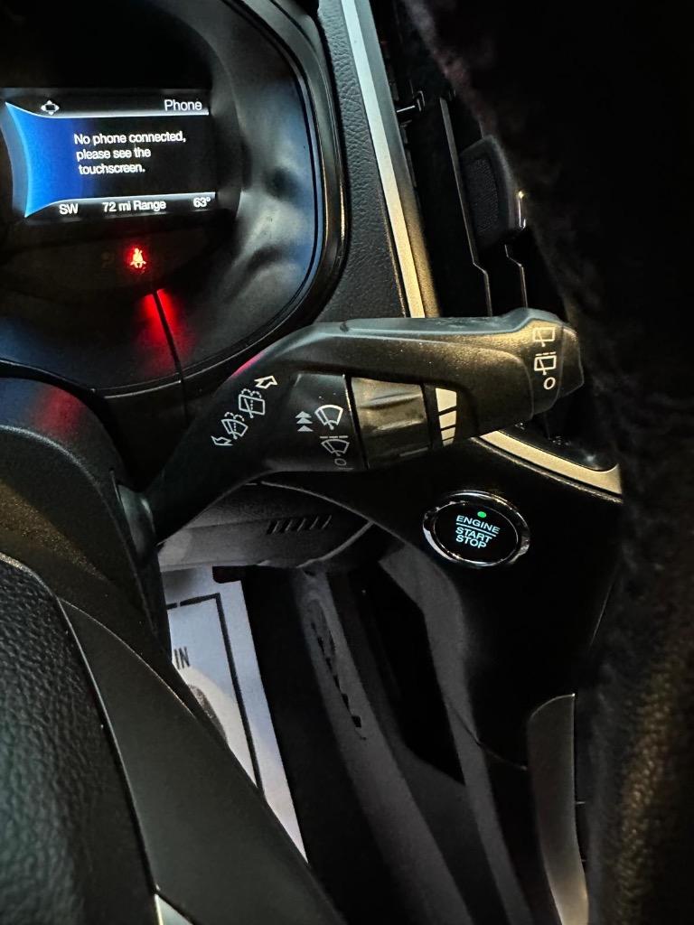 2023 Ford Edge SEL photo