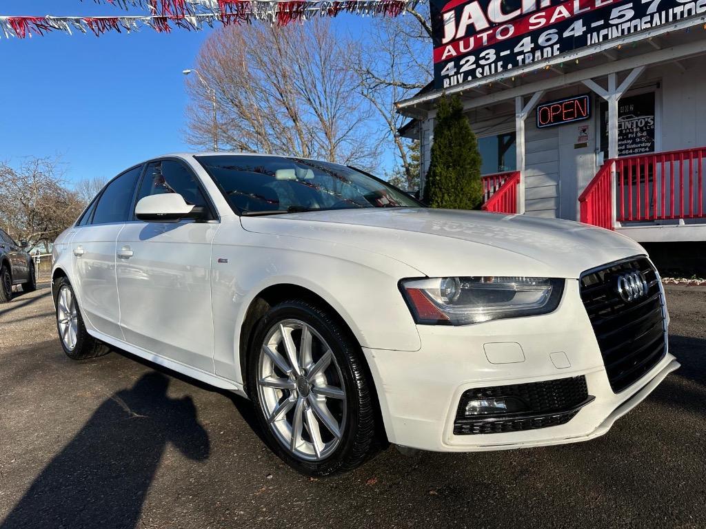 2016 Audi A4 Premium photo