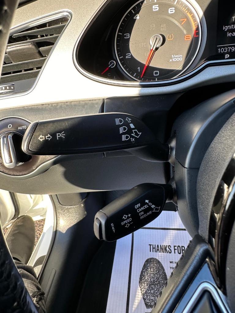 2016 Audi A4 Premium photo