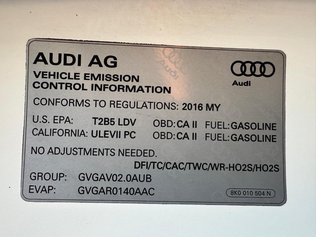 2016 Audi A4 Premium photo