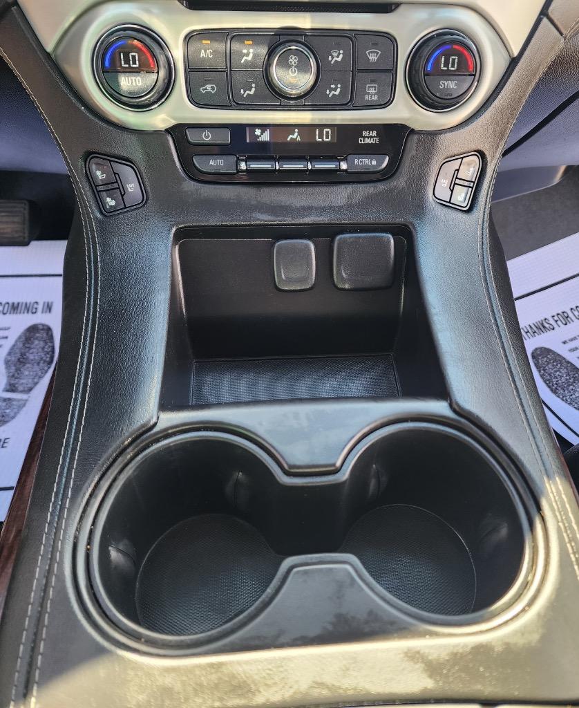 2016 GMC Yukon XL 1500 SLT photo