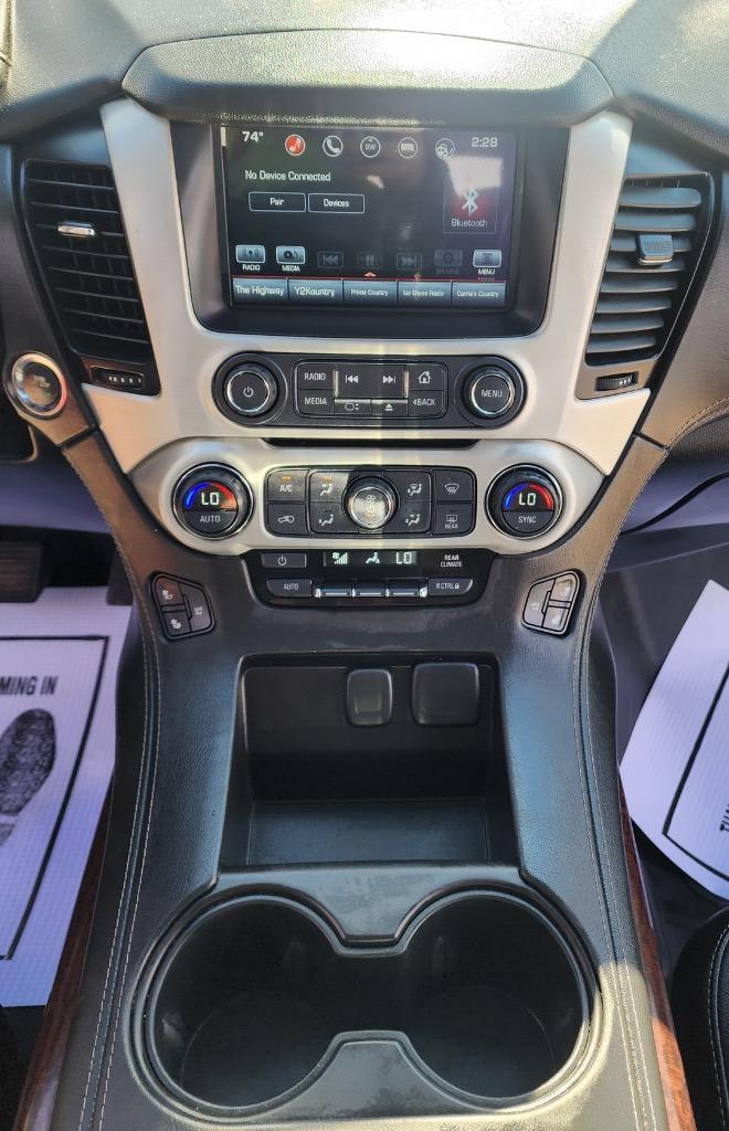 2016 GMC Yukon XL 1500 SLT photo