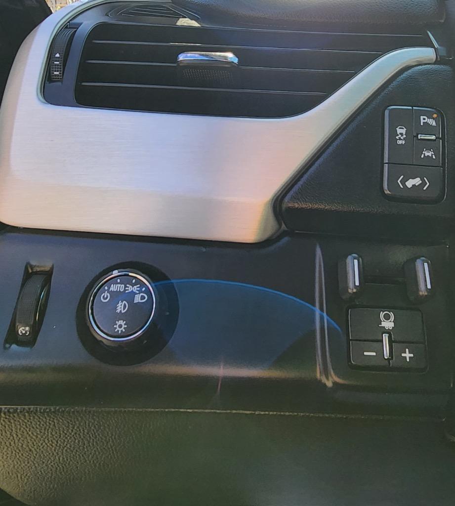 2016 GMC Yukon XL 1500 SLT photo