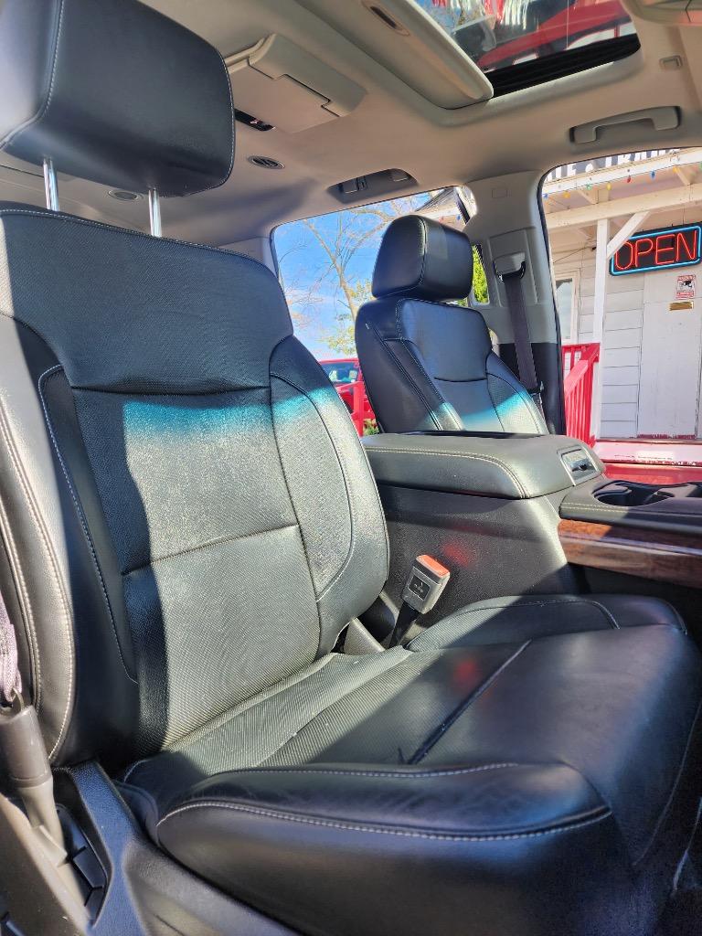 2016 GMC Yukon XL 1500 SLT photo