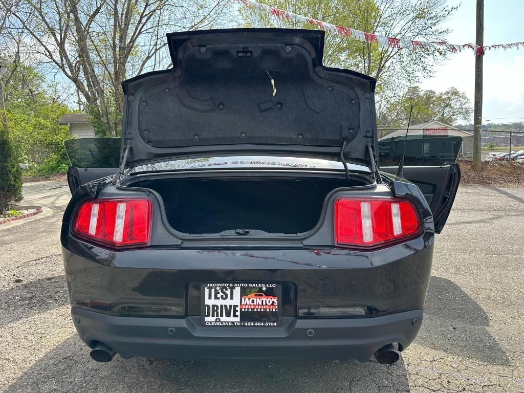2012 Ford Mustang V6 photo