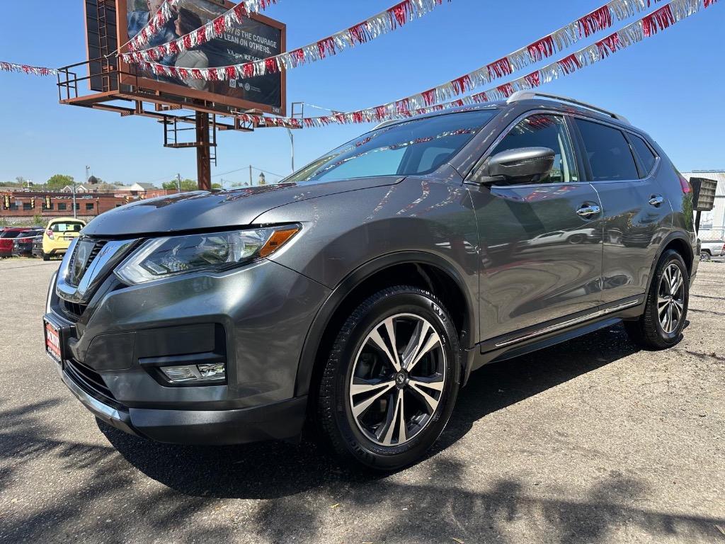 2017 Nissan Rogue SL photo