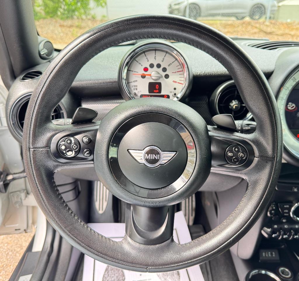 2013 MINI Cooper S photo