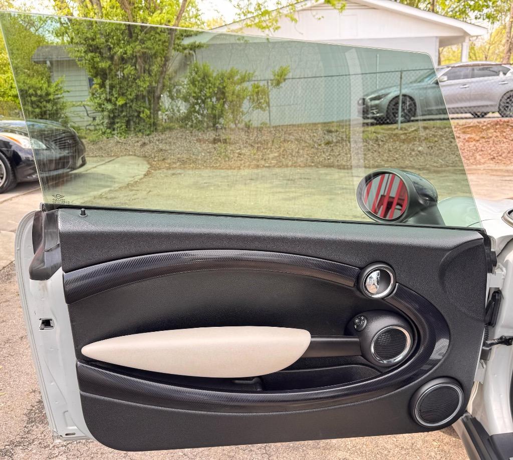 2013 MINI Cooper S photo