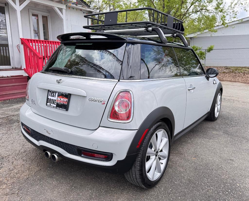 2013 MINI Cooper S photo