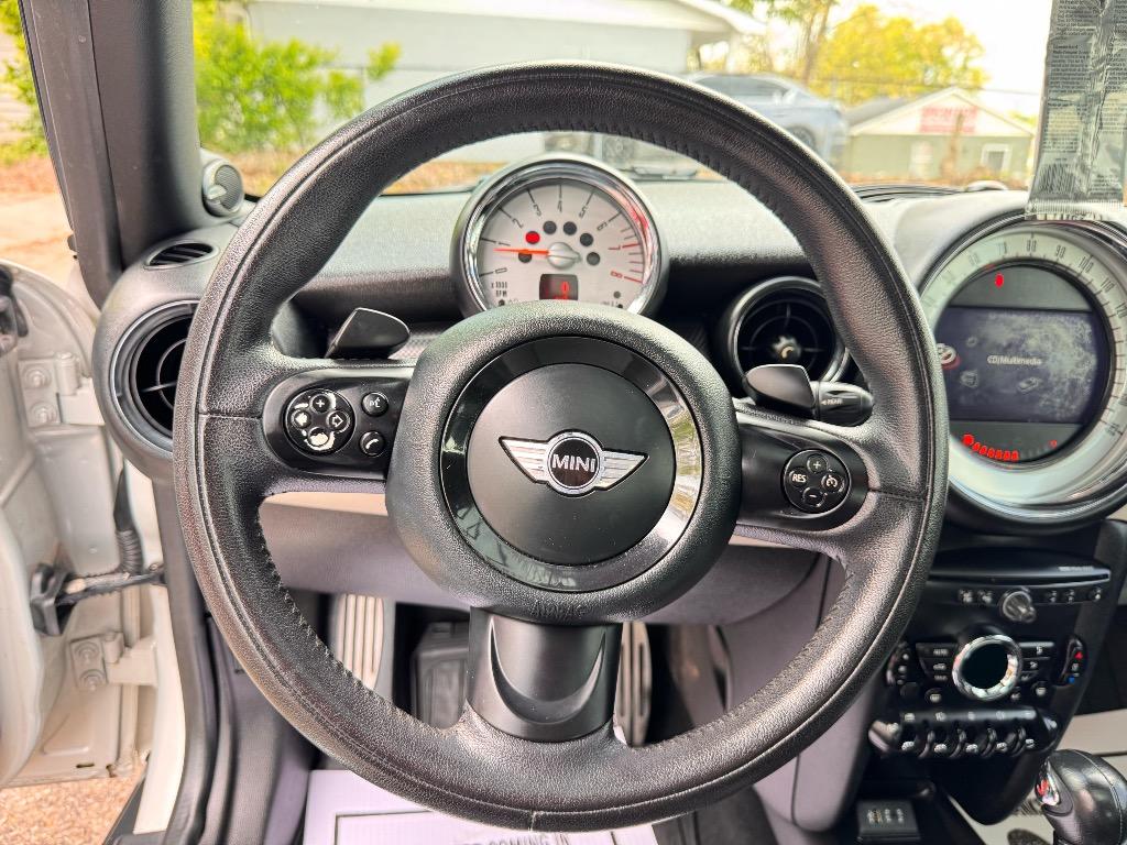 2013 MINI Cooper S photo