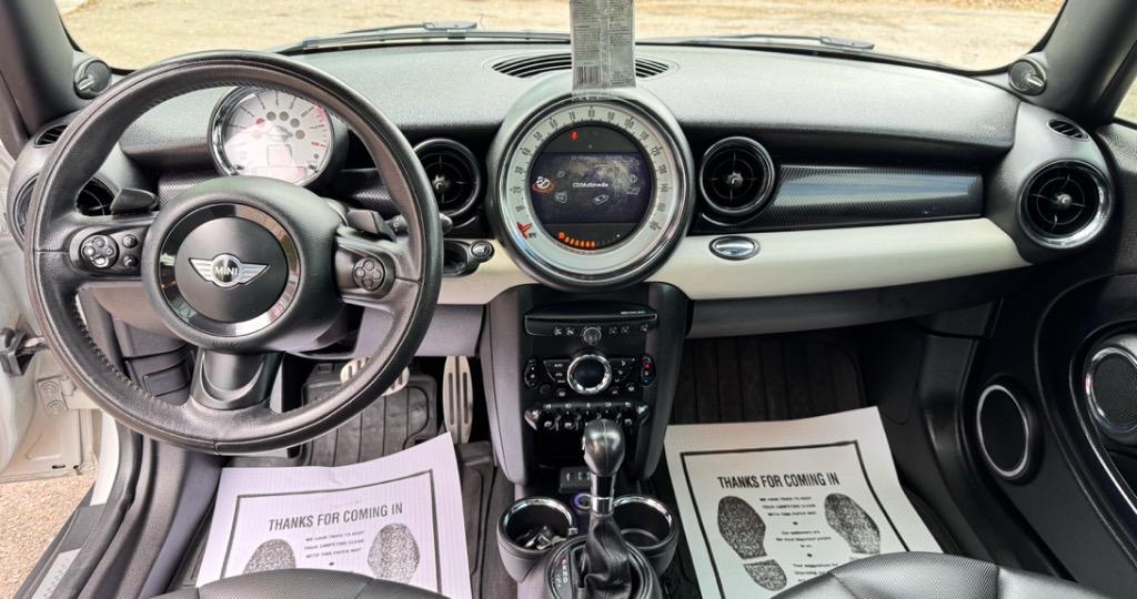 2013 MINI Cooper S photo