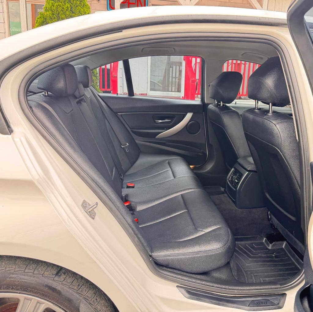 2014 BMW MDX 320i photo