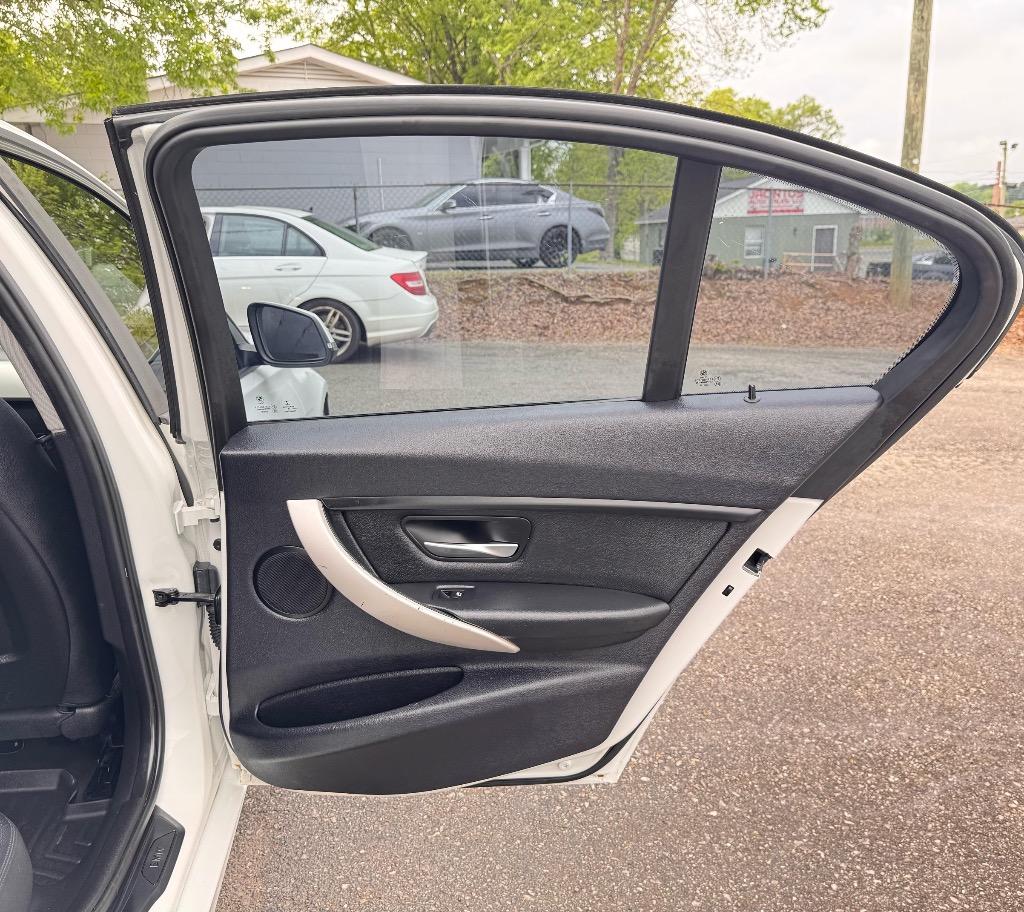2014 BMW MDX 320i photo