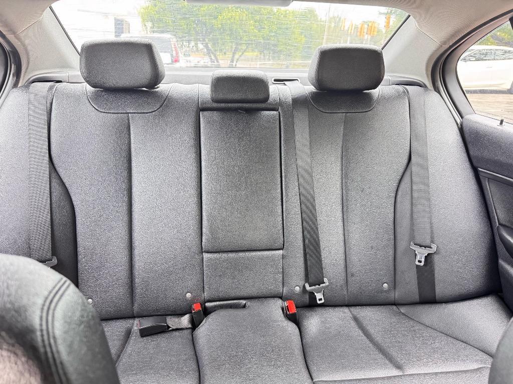 2014 BMW MDX 320i photo