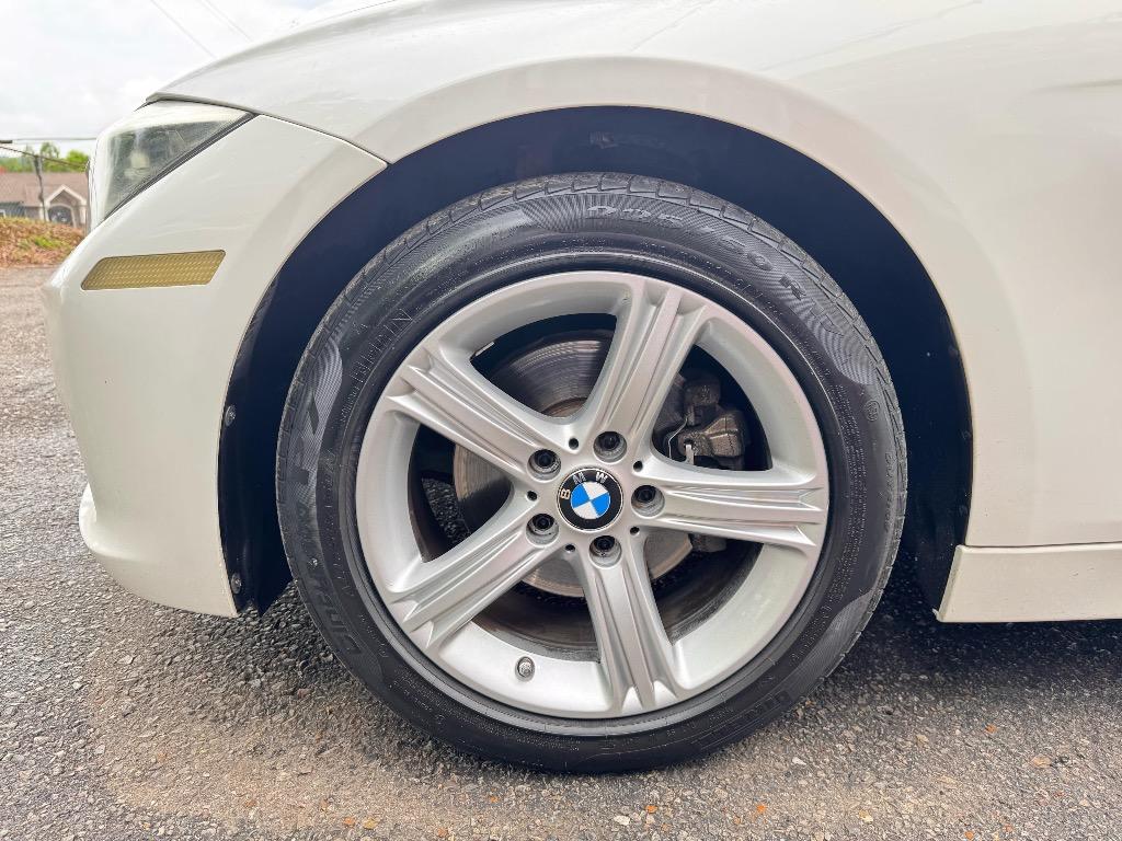 2014 BMW MDX 320i photo