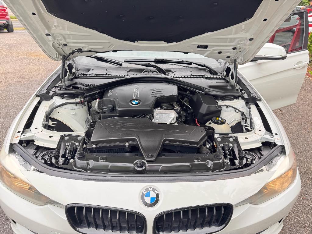 2014 BMW MDX 320i photo