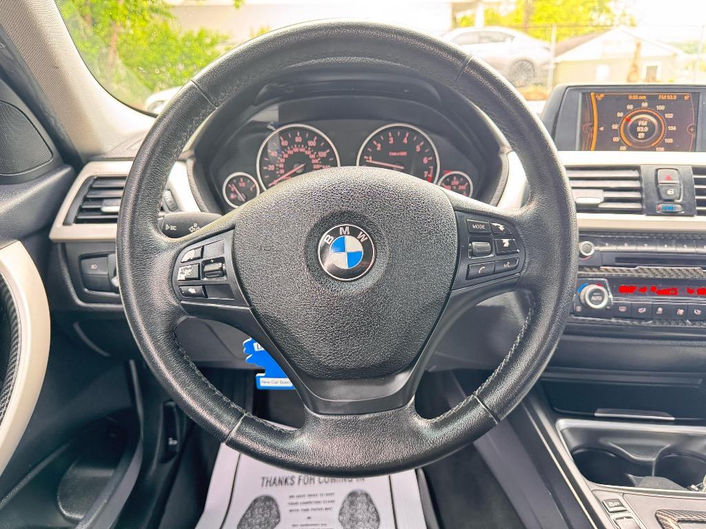 2014 BMW MDX 320i photo