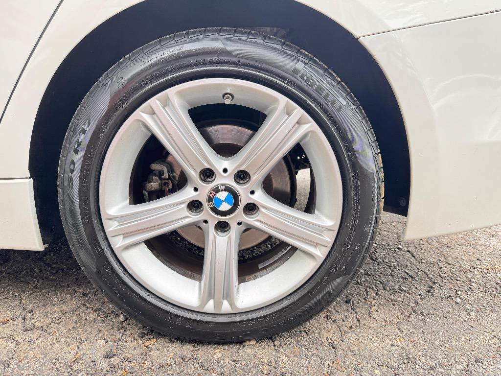 2014 BMW MDX 320i photo