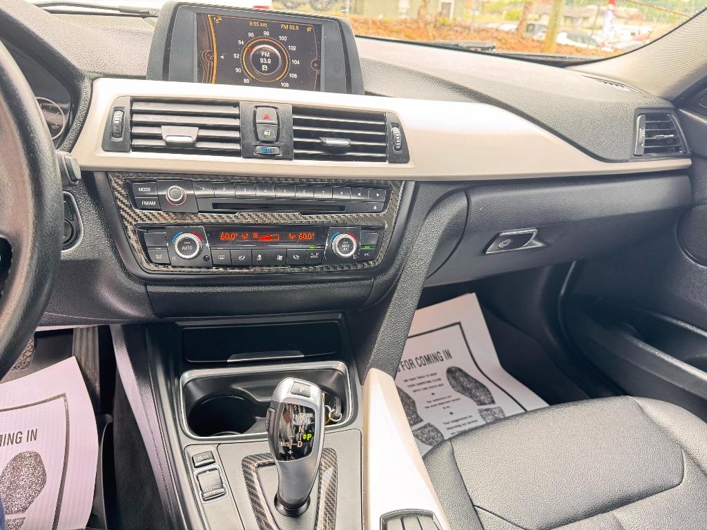 2014 BMW MDX 320i photo