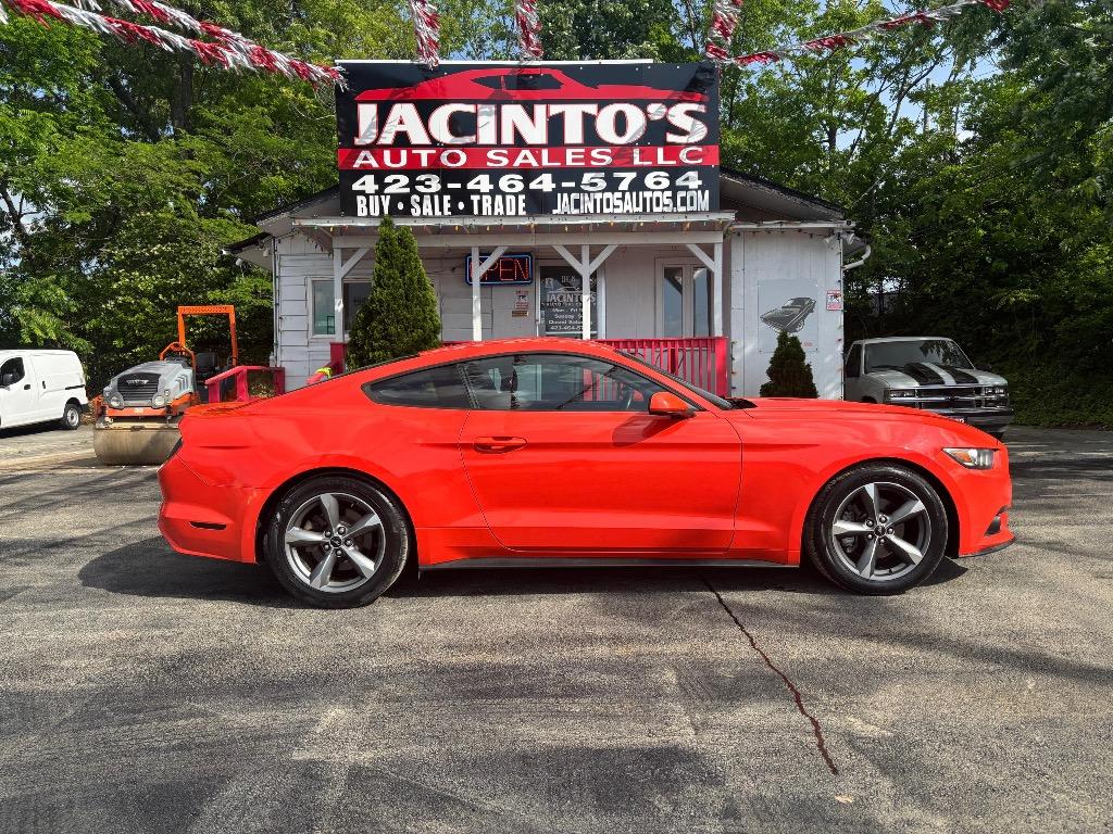 2016 Ford Mustang photo