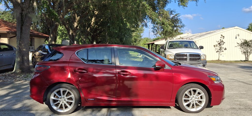 2012 Lexus CT 200h photo