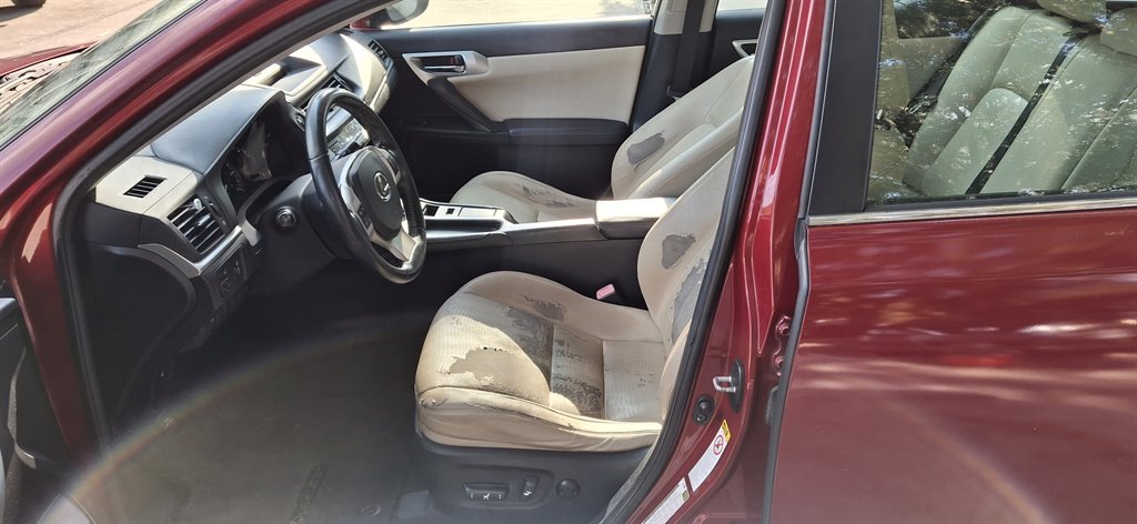 2012 Lexus CT 200h photo