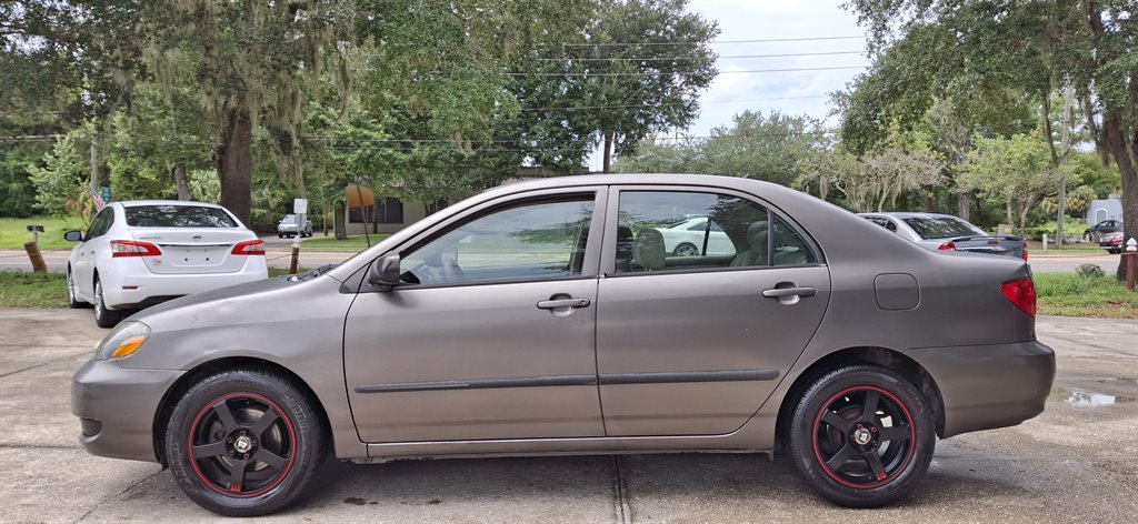 2006 Toyota Corolla CE photo