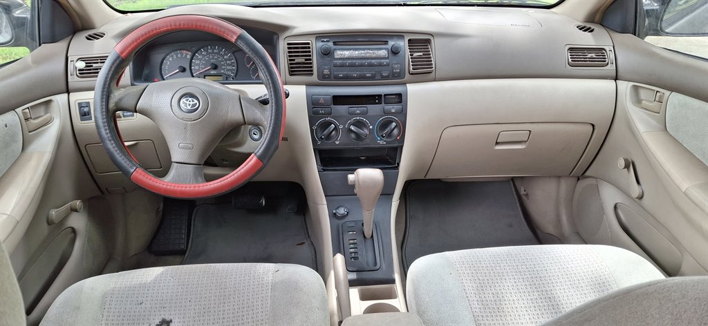 2006 Toyota Corolla CE photo